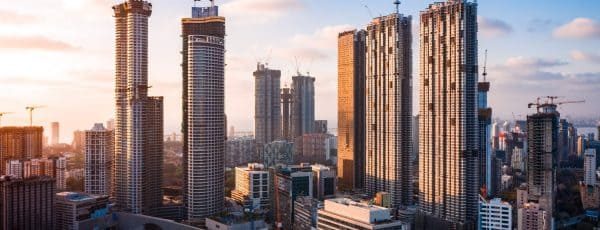 mumbai-skyline-skyscrapers-construction-scaled-rkxkcga8upuqtcw852kii55yv32euhc09i701wf5rw
